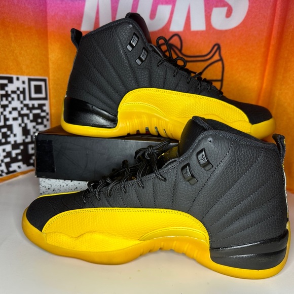 Jordan 12 Retro University Gold Size 11.5M Pre-loved - Picture 4 of 7
